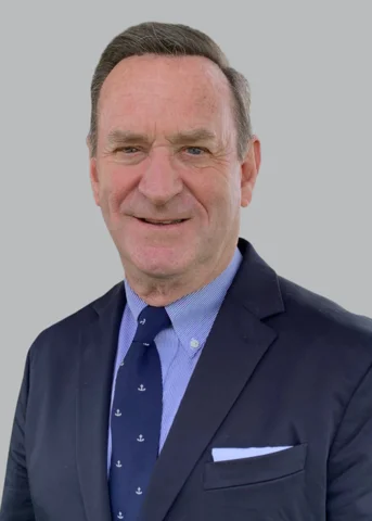 Professional business photo of Trident Law HQ co-counsel, Dean Steffy shown in business attire